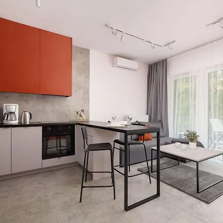 Апартаменты Stylish For 2 Guests With A Spacious Balcony In By Renters